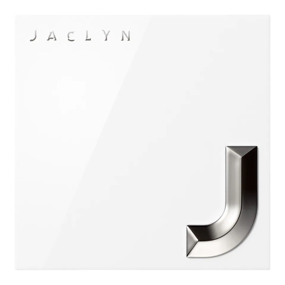 Jaclyn Cosmetics Face It All Correcting Pressed Powder: Correcting Rich - Picture 8 of 8